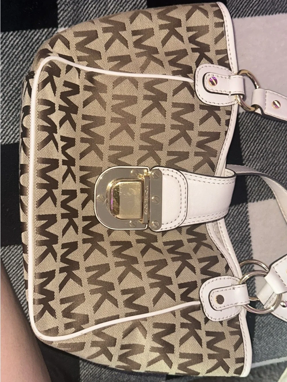 Michael Kors Neutral Beige Shoulder Bag with Logo Lining